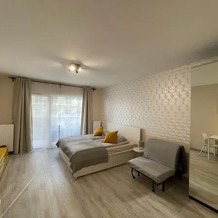 And Apartament *