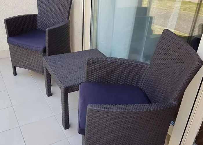 Appartement And